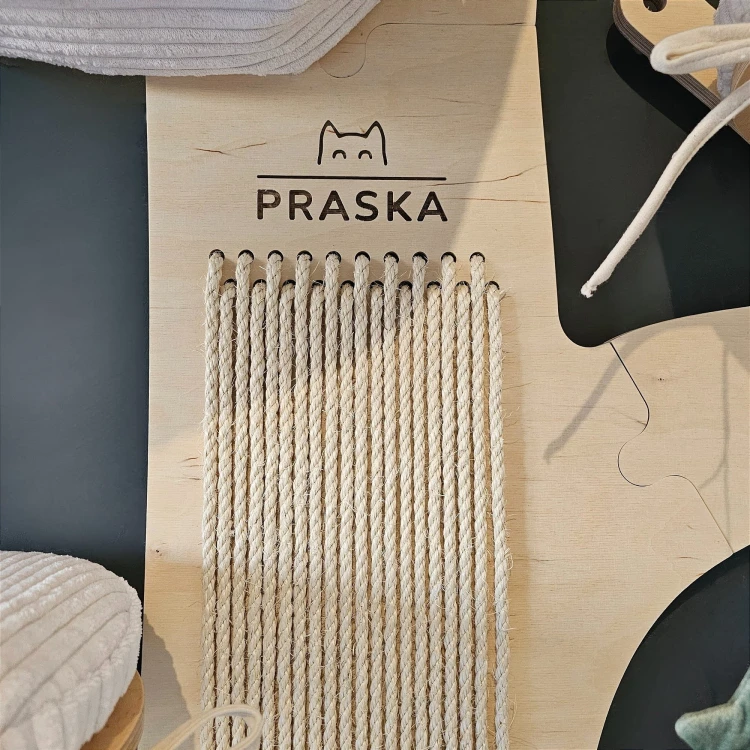 DRZEWKO KLON - drapak na ścianę dla kota